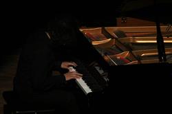 «دونوازی پیانو و کمانچه» به روی صحنه رفت