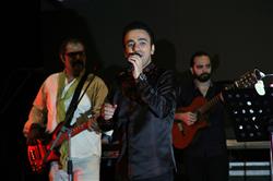 قلی‌پور با آلبوم جدید روی صحنه رفت