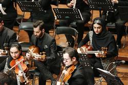 ارکستر «نغمه باران» در جشنواره فجر به روی صحنه رفت