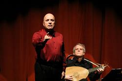 آوازخوانی کلاسیک مارکو بیزلی با عود و گیتار 