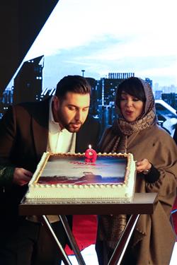 رونمایی و جشن امضاء آلبوم «شهر دیوونه» احسان خواجه‌امیری