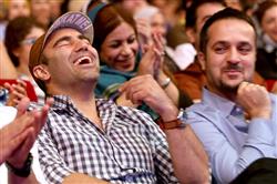 پای بازیگران پایتخت هم به کنسرت خنده حسن ریوندی باز شد